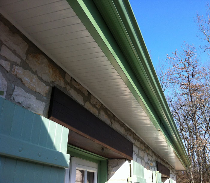 Pose gouttière alu à Lalinde